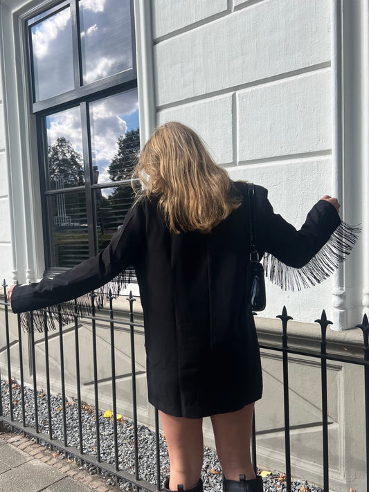 BLACK FRINGE BLAZER (LONG)