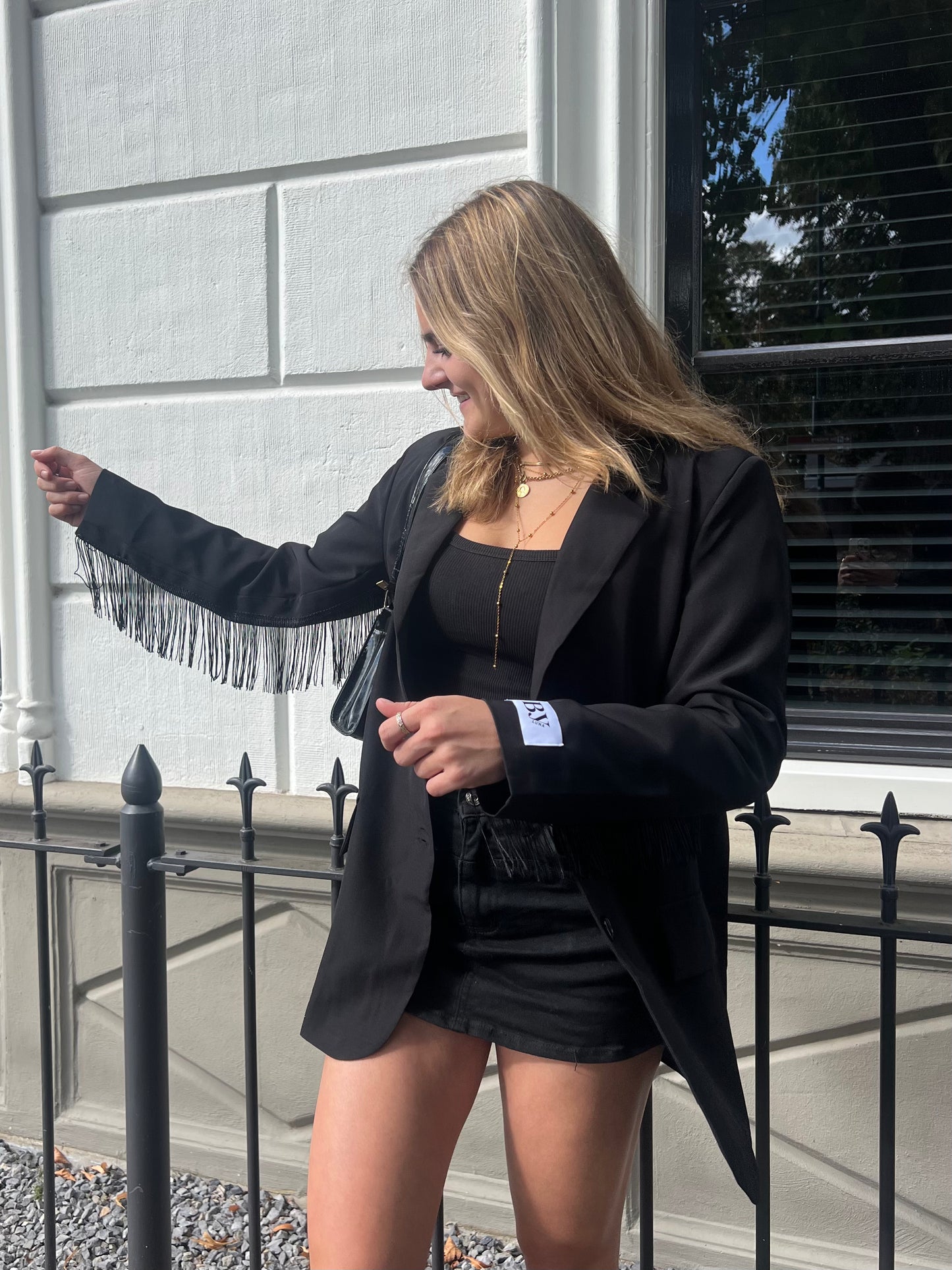 BLACK FRINGE BLAZER (LONG)