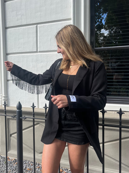 BLACK FRINGE BLAZER (LONG)